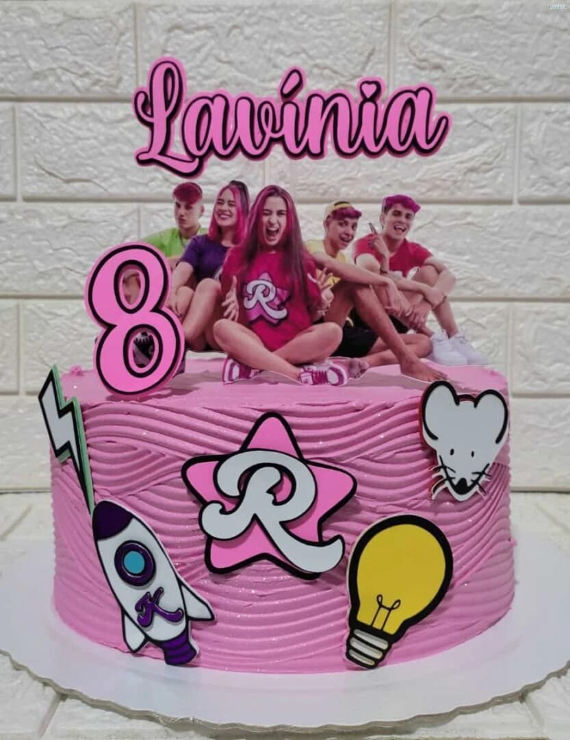1 - Topo de Bolo Emilly Vick dos Rosas Topo de Bolo - Emily Vick - Imagem 1